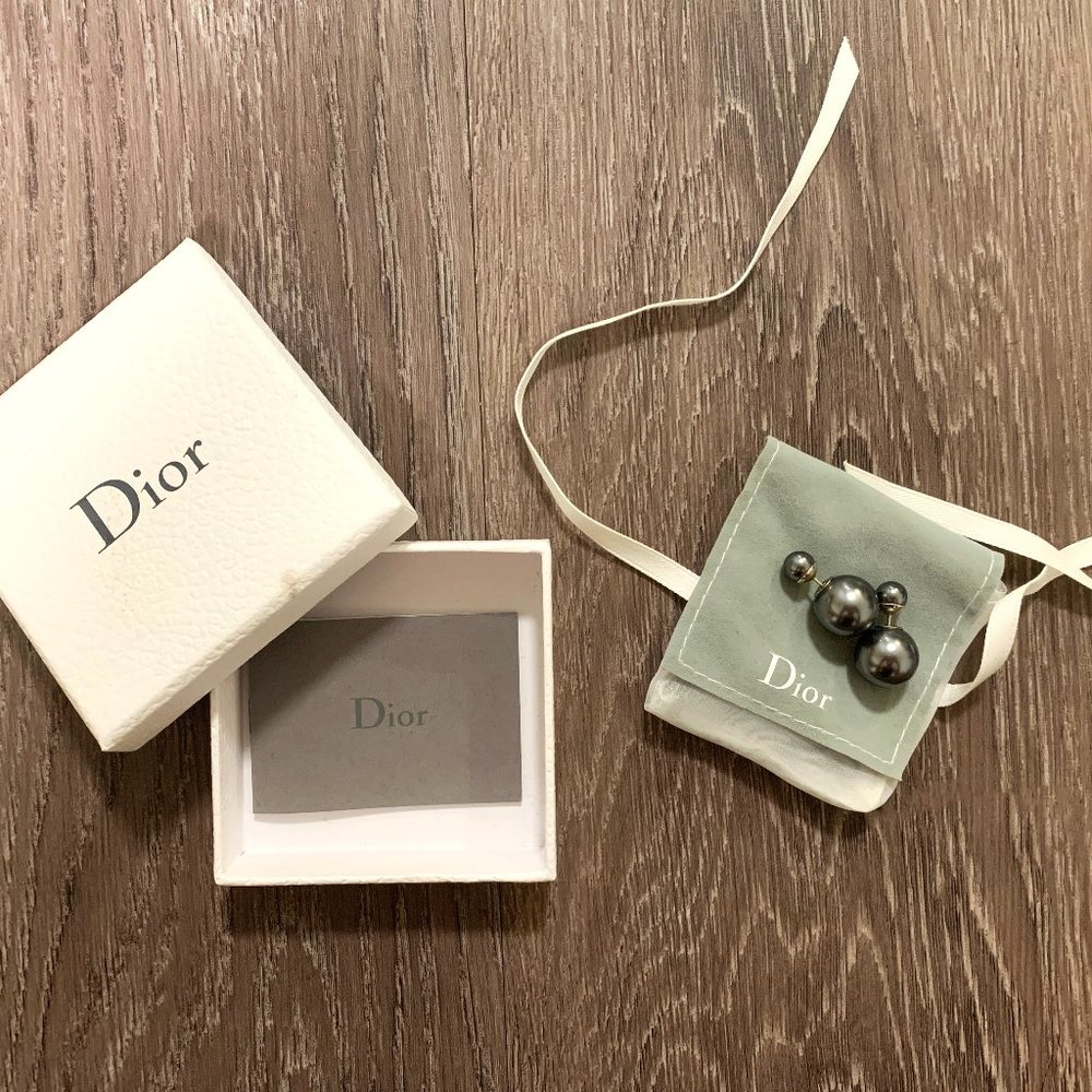 Christian Dior “Mise En Dior” Tribale Earrings